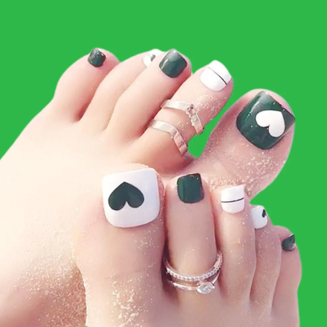 GREEN HEART NAILS
