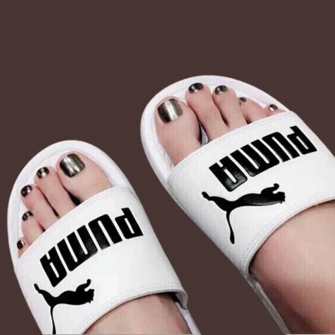 SILVER GLOSSY FOOT NAILS