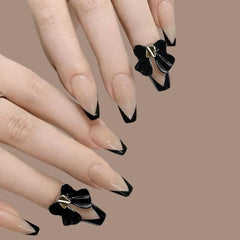 GLAM NOIR BOW NAILS