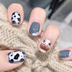 MOO SHORT NAILS