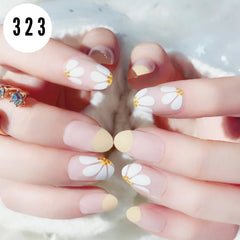 NUDE PINK FLOWER NAILS