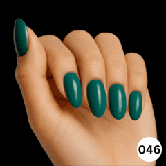 GREEN MEDIUM GLOSSY NAILS