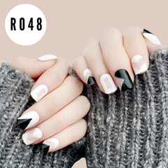 WHITE AND BLACK SIGN NAILS  - R048