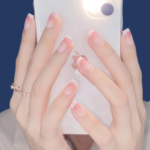 TRANQUIL OASIS FRENCH TIP